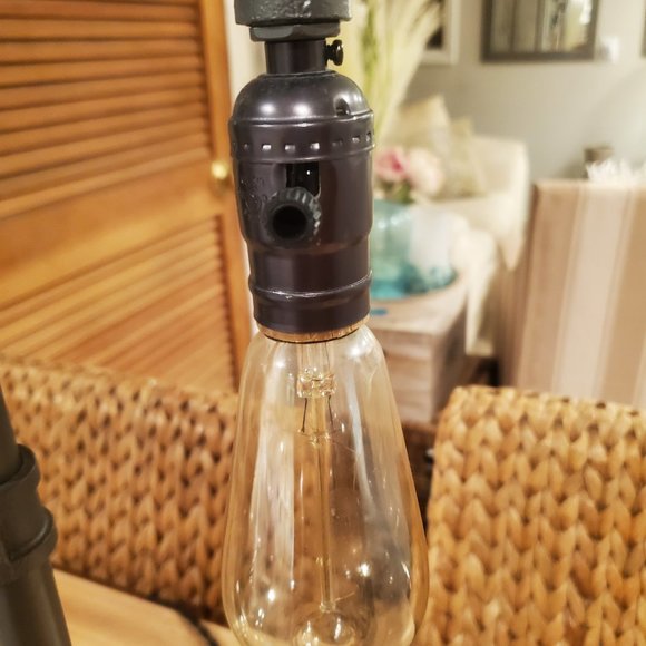 Industrial/Rustic light - Picture 3 of 3